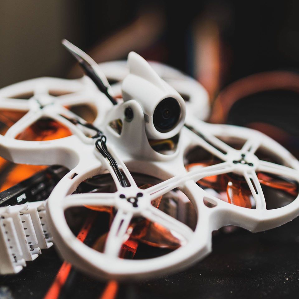 Emax Tinyhawk II 2 RTF FPV Rac - Drone Battery Balance Charger reseña y precio